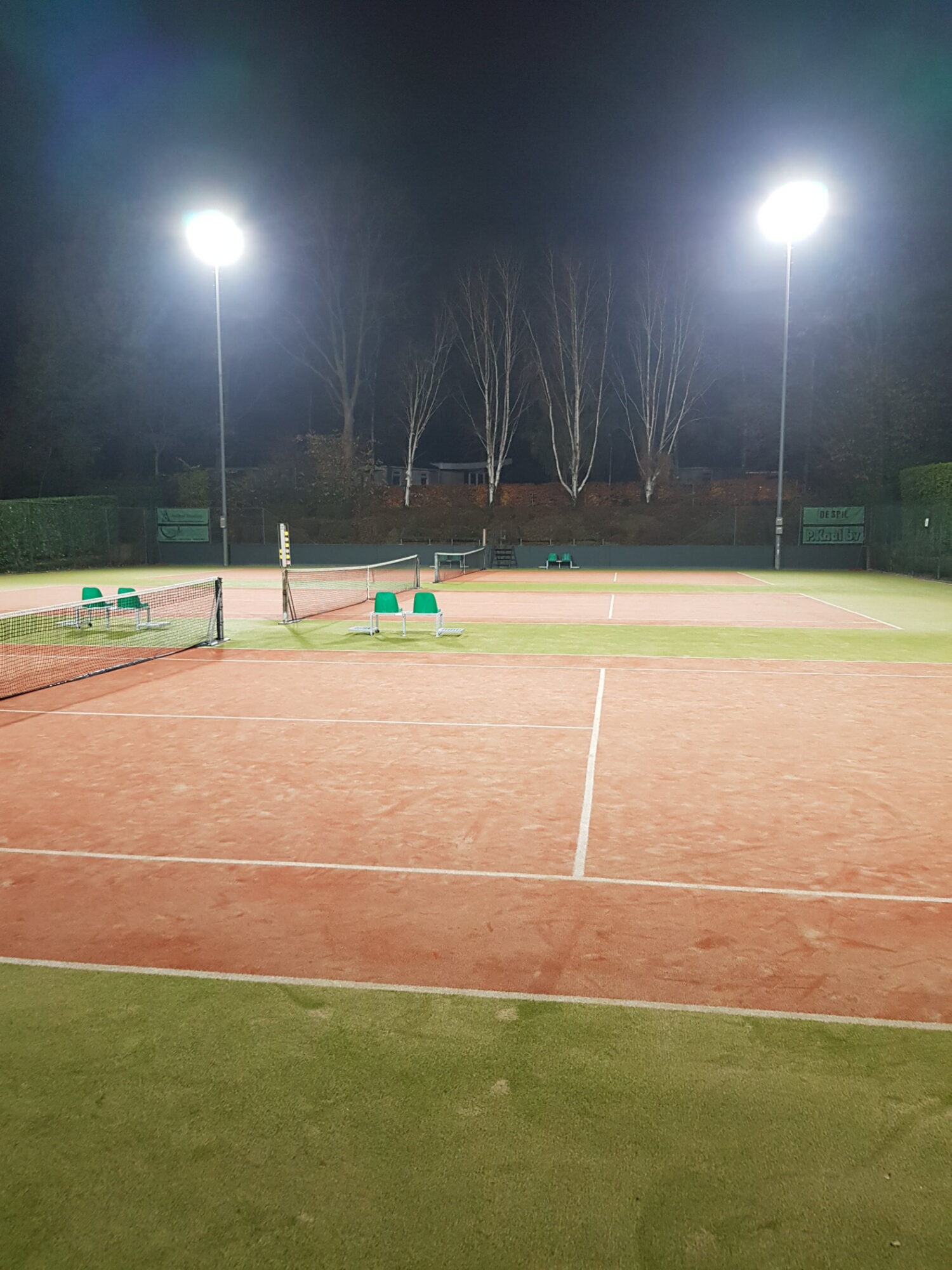 Professionele sportveldverlichting voor tennisclub
