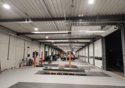 Efficiënte werkplaatsverlichting voor NNP Automotive Group